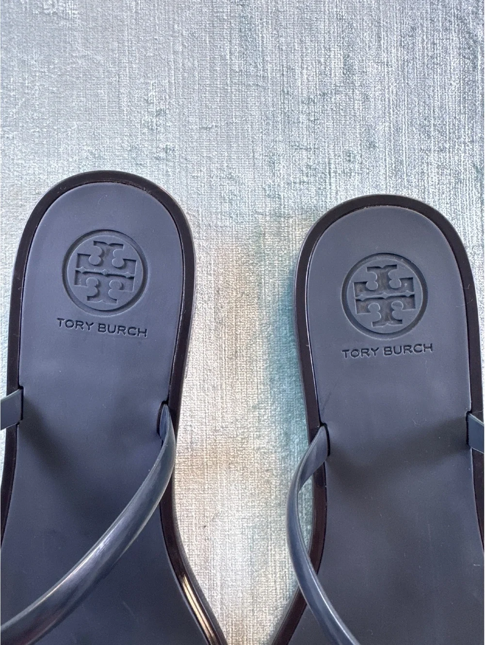 Tory Burch Black Jelly 2-Strap Flat Sandals – Women’s Size 8